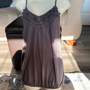Old Navy women tank size medium gray